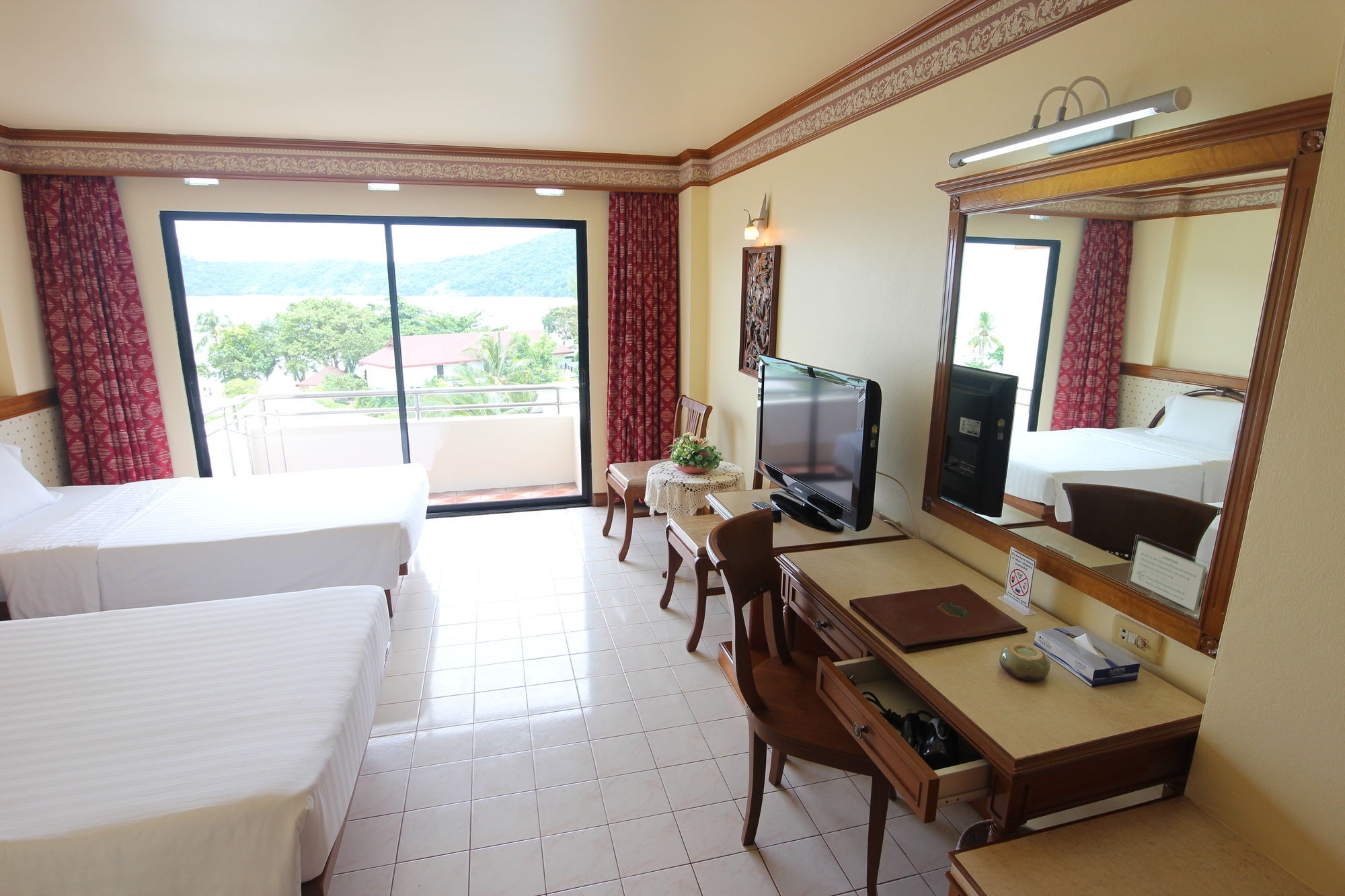 Phi Phi Hotel Dış mekan fotoğraf