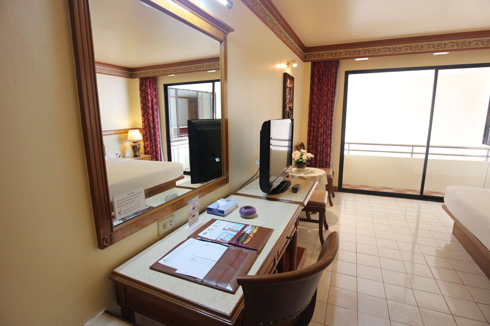 Phi Phi Hotel Dış mekan fotoğraf