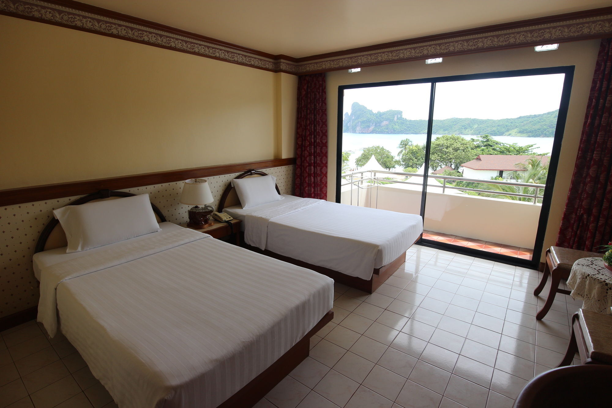 Phi Phi Hotel Dış mekan fotoğraf