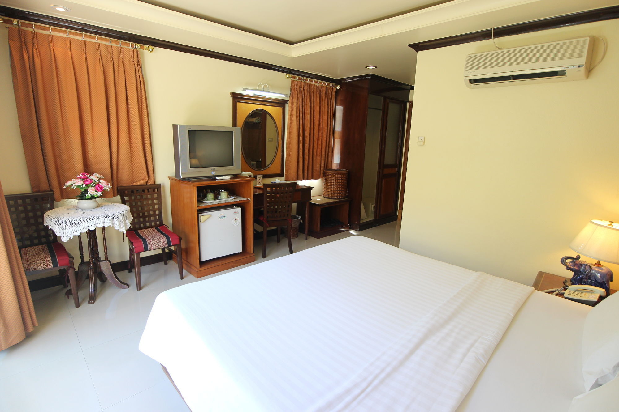 Phi Phi Hotel Dış mekan fotoğraf